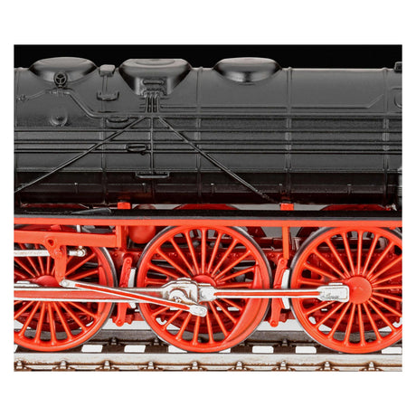 Комплект модел локомотив Revell Express BR 02 tender 2'2't30