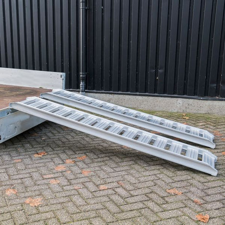 Ramp set 247cm 1800 kg.
