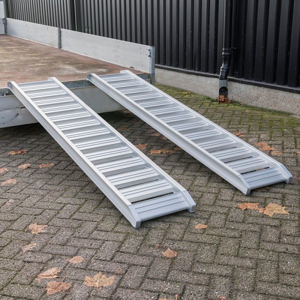 Ramp set 247cm 1800 kg.