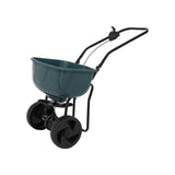 Gardengear spreader manually operated