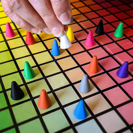 European player network hues and cues board game (English, French, 3 - 6 players, 30 minutes, from 8 years)