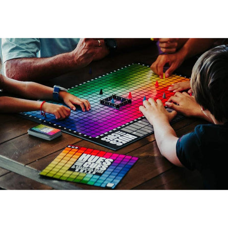 European player network hues and cues board game (English, French, 3 - 6 players, 30 minutes, from 8 years)