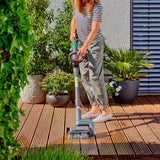 Gardena battery-powered multi-cleaner aquabrush patio 18v p4a - ready-to-use set